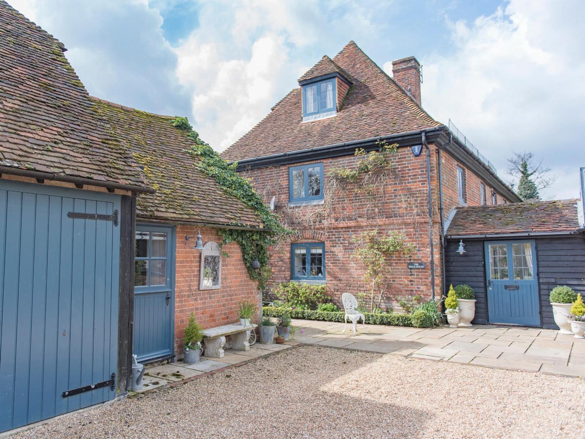 Woolhouse Barn Villa Hunton  ภายนอก รูปภาพ