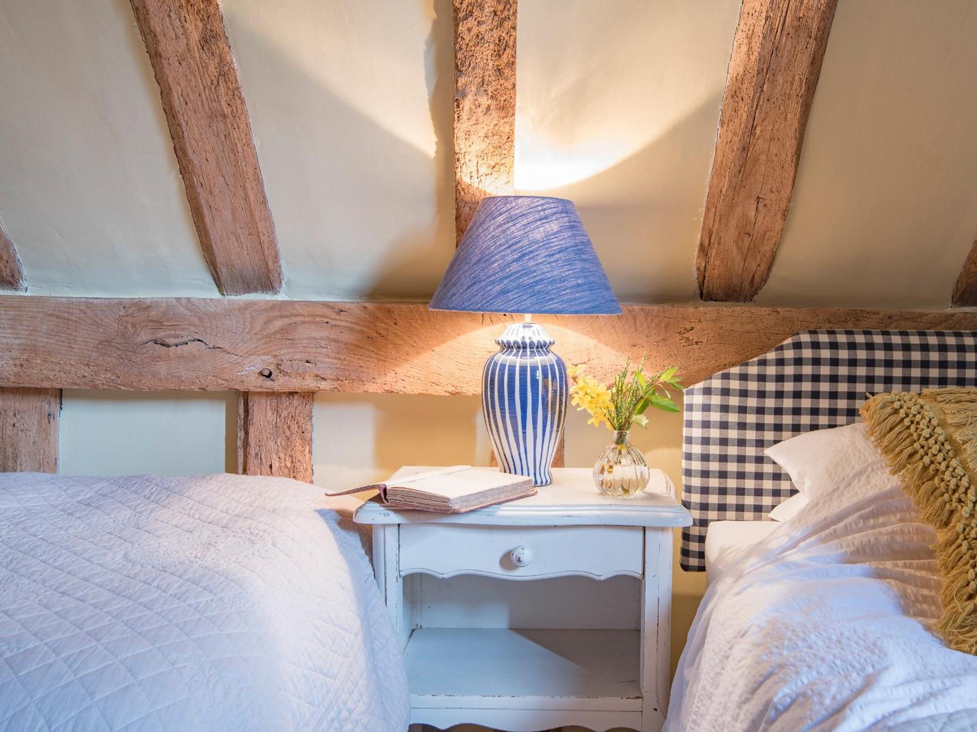 Woolhouse Barn Villa Hunton  ภายนอก รูปภาพ