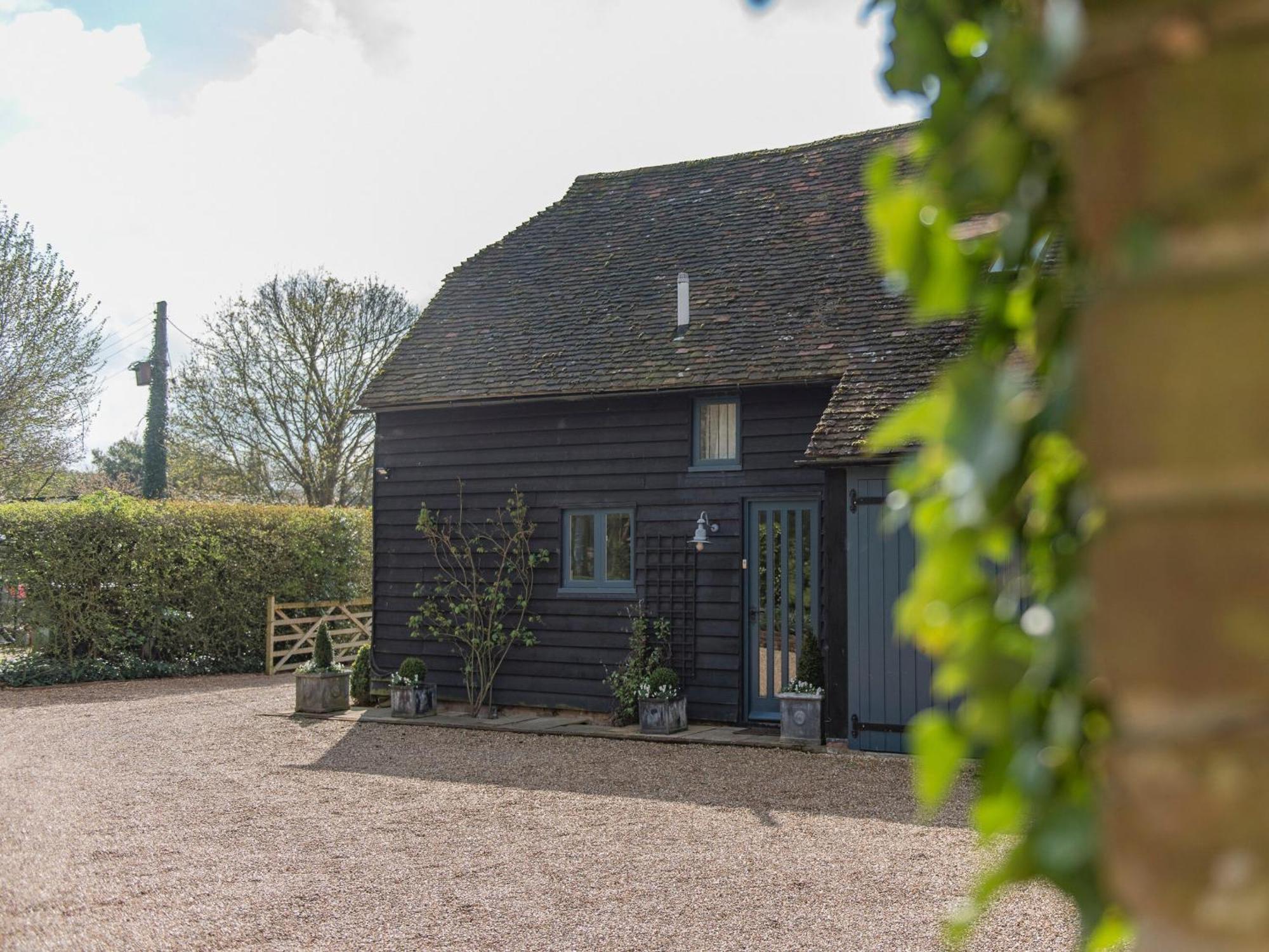 Woolhouse Barn Villa Hunton  ภายนอก รูปภาพ